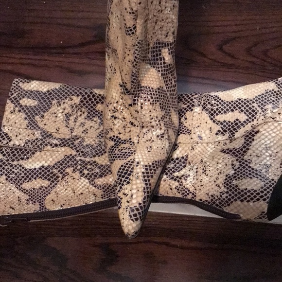 🥾 Aldo Faux Snake Skin Boots WB07 - Picture 4 of 4